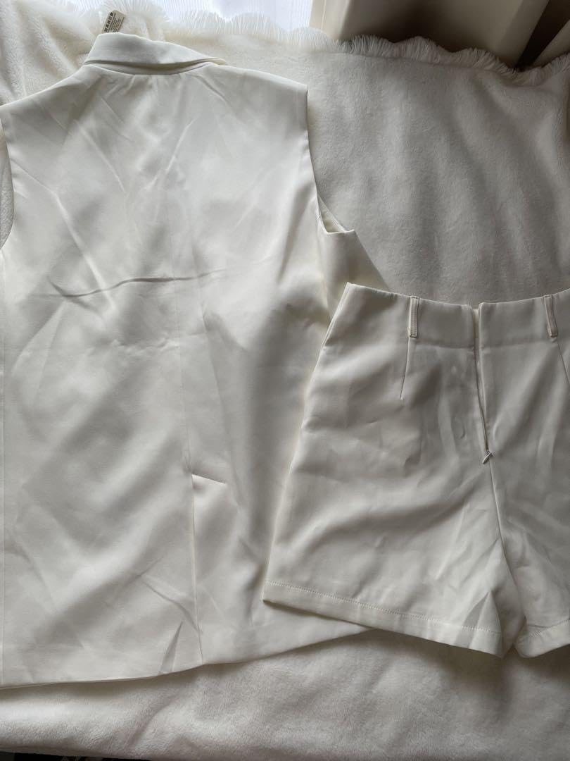 Amazon.co.jp: GRLバックスリットジレXハイウエストショートパンツ